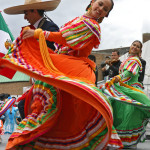 2165 Mexican dancers